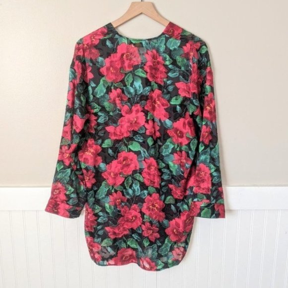 Victoria's Secret Floral Night Shirt M NWT - Picture 4 of 5